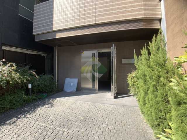 エントランス　ルリオン西日暮里