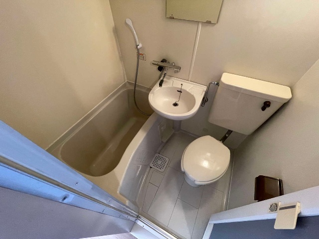 バス・シャワールーム　※同物件別号室の参考写真です。