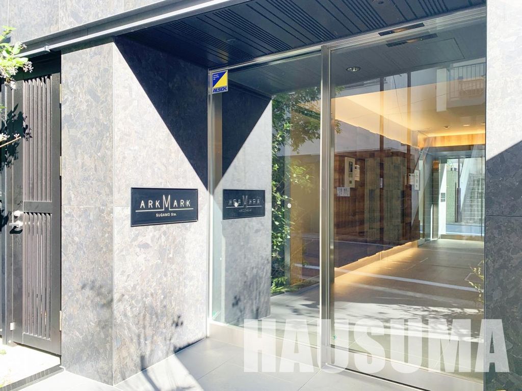 エントランス　エントランス