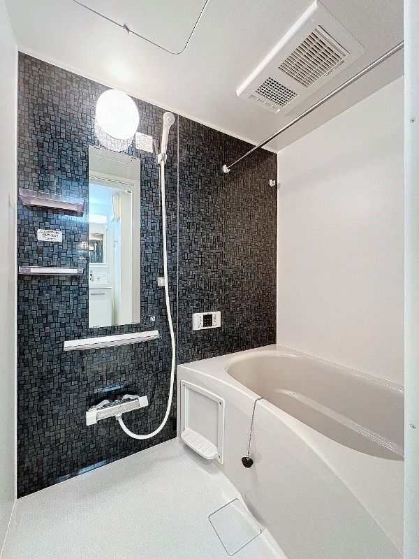 バス・シャワールーム　☆ゆったりくつろげるお風呂☆