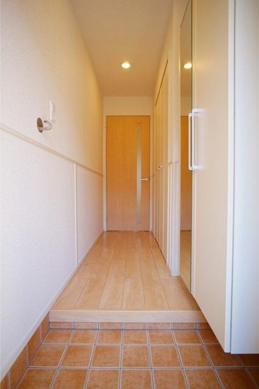 玄関　図面と現状に相違がある場合には現状を優先