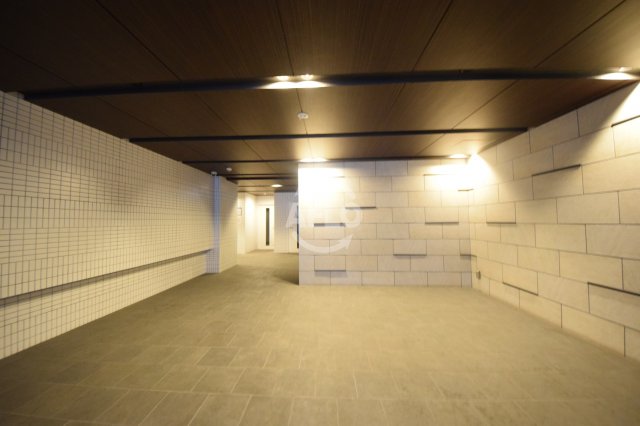 ロビー　コンフォリア心斎橋ＥＡＳＴ　ロビー