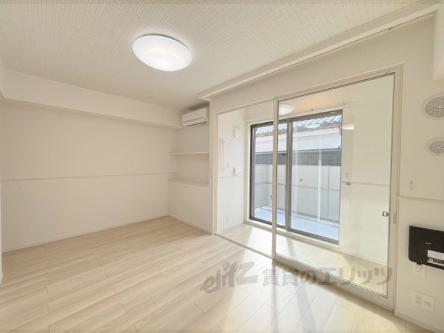 居室・リビング　リビング