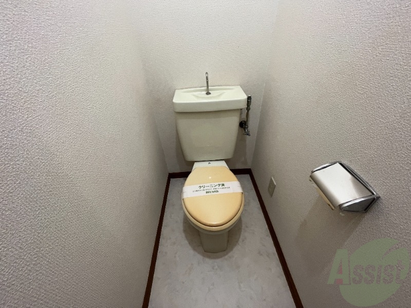 トイレ　トイレは清潔感があり安心して使用できそうです。