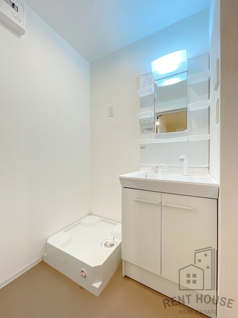 洗面設備　同仕様写真です。