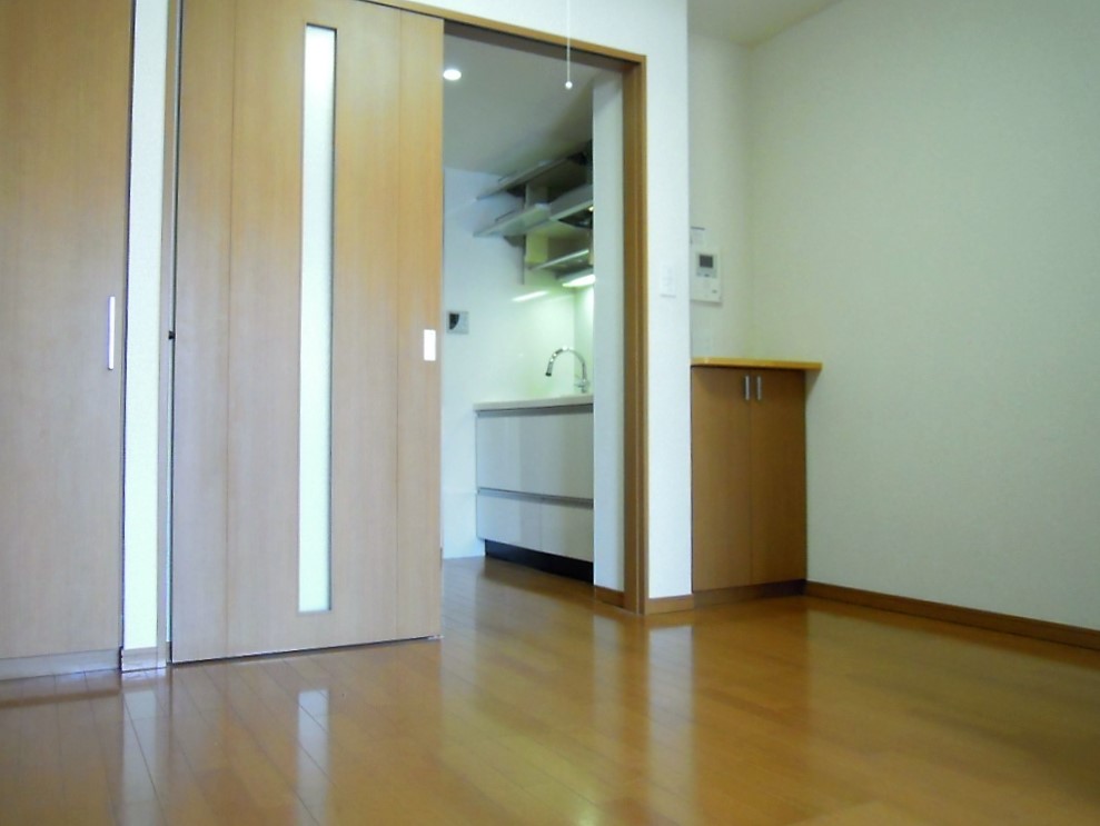 居室・リビング　きれいな洋室。