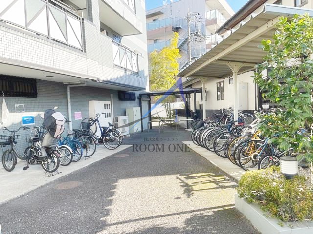 その他共有部分　駐輪スペースです。