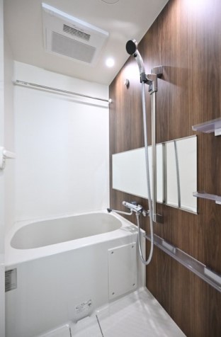 バス・シャワールーム　バス