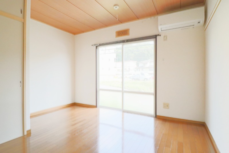 居室・リビング　図面と現状に相違がある場合には現状を優先