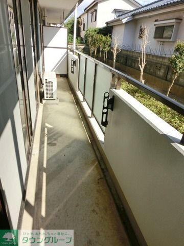 バルコニー　広々バルコニー