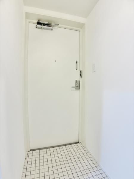 玄関　（別タイプ参考写真）サニーヒルズ　北区赤羽１