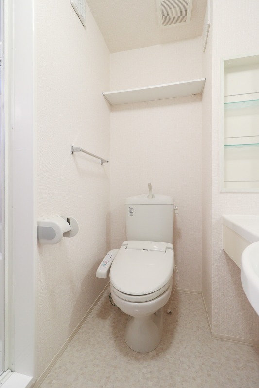 トイレ　図面と現状に相違がある場合には現状を優先