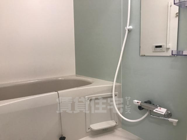 バス・シャワールーム　バス