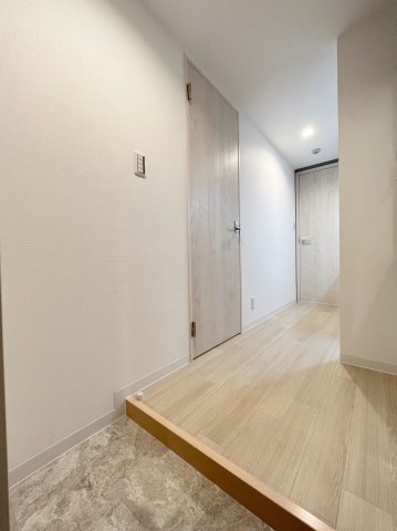 玄関　きれいな玄関です（※同シリーズの写真です）