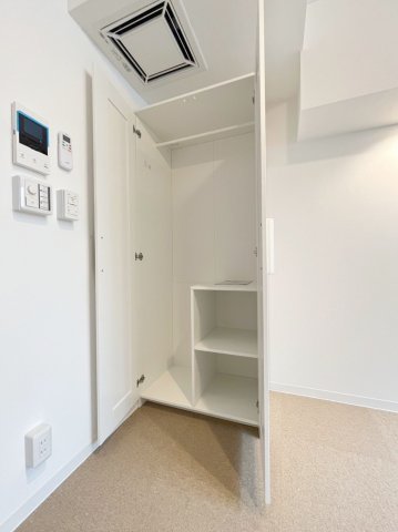 収納　（※同シリーズの写真です）