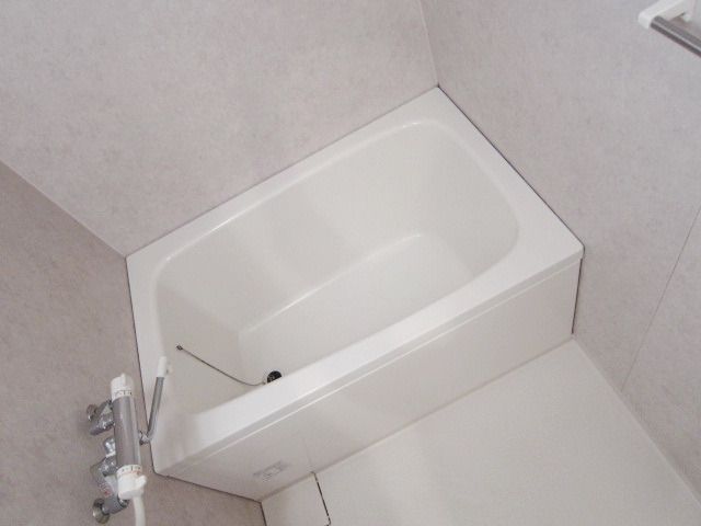 バス・シャワールーム　★お風呂でのんびりできますね★