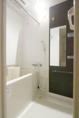 バス・シャワールーム　風呂