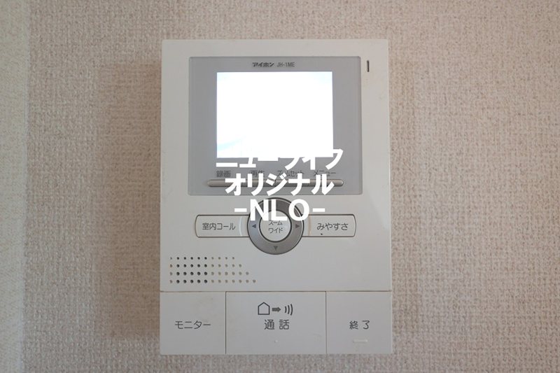 セキュリティ　室内から来訪者を確認できるTVモニターホン付で安心です☆