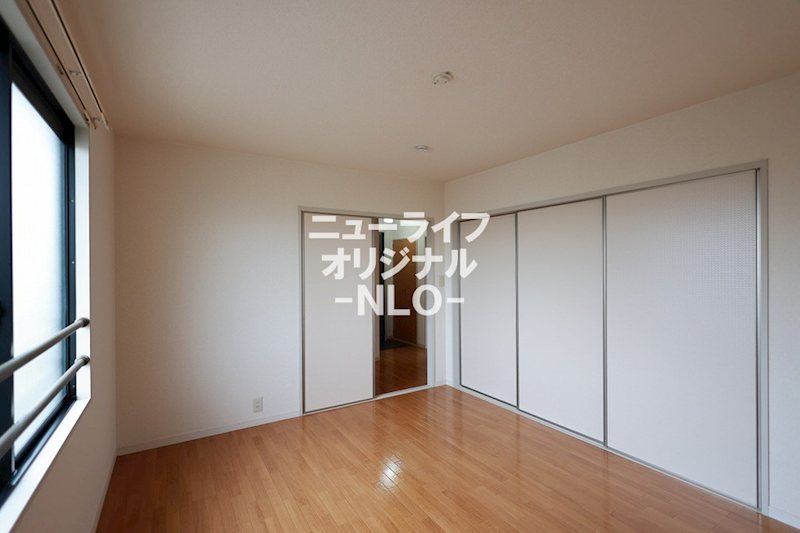 その他部屋・スペース　6.7帖洋室☆独立したお部屋なので寝室におすすめです☆