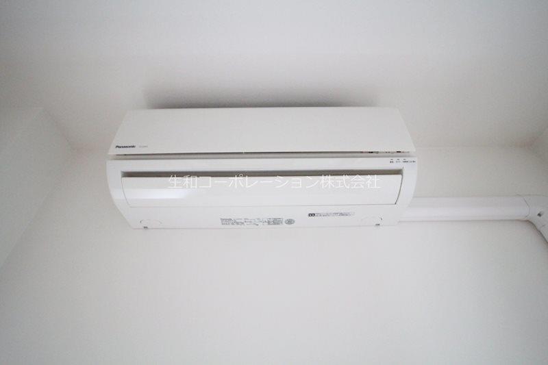 居室・リビング　洋室にエアコン有り