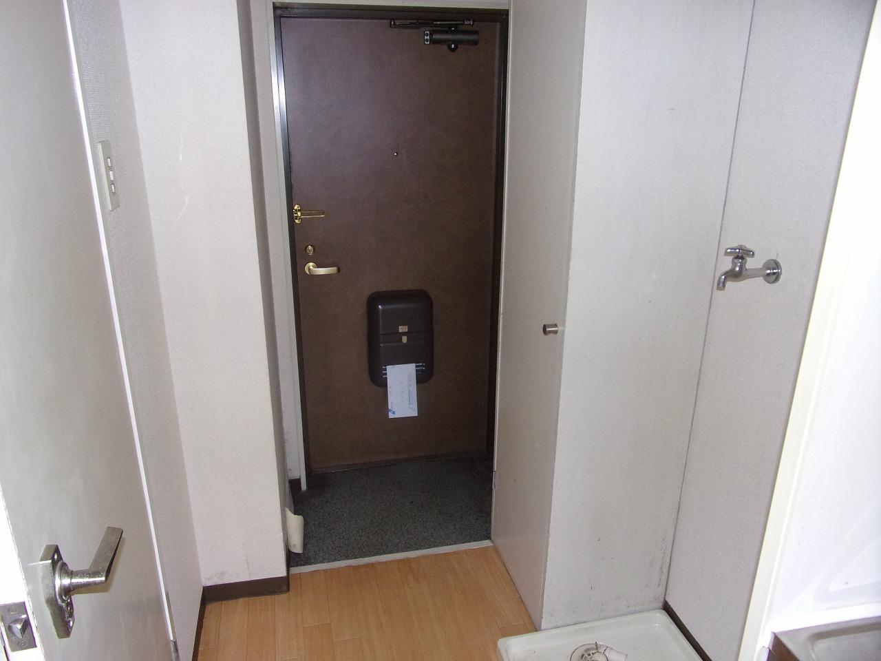 玄関　別号室参照画像