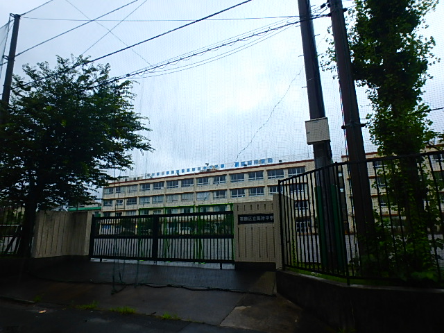 中学校　葛飾区立高砂中学校（中学校）まで373m