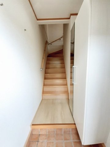 玄関　シンプルで使いやすい玄関です