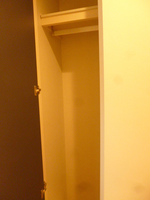 その他設備　★玄関にも収納あり★