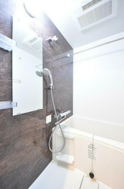 バス・シャワールーム　別部屋同仕様タイプ