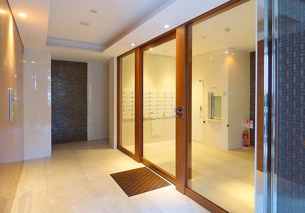 ロビー　建物の内部です