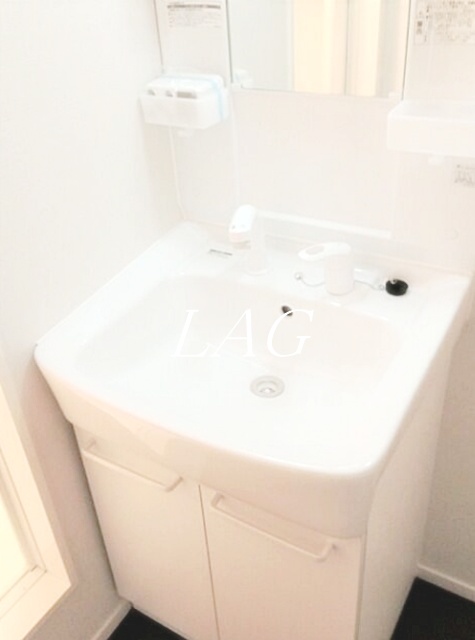 洗面設備　独立洗面台です。