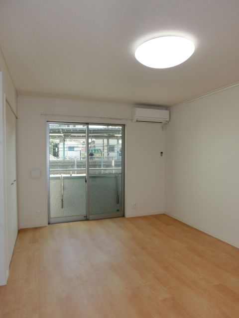 居室・リビング　１０帖近いお部屋です。