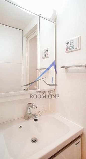 洗面設備　洗面台です。