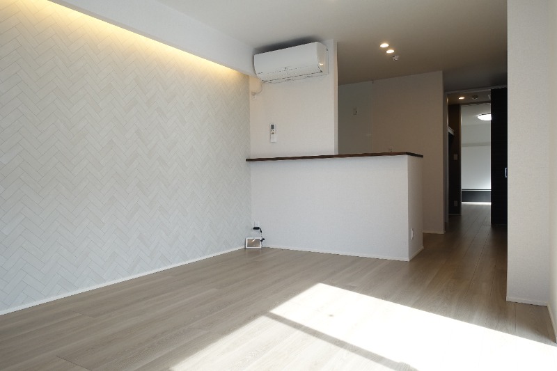 居室・リビング　１４．９帖の広々リビング♪