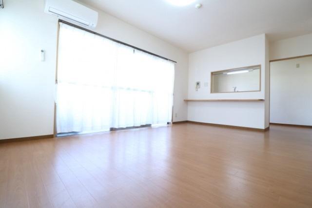 居室・リビング　リビング１４帖