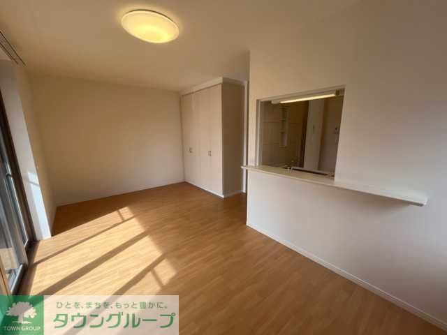 居室・リビング　101号室の写真です