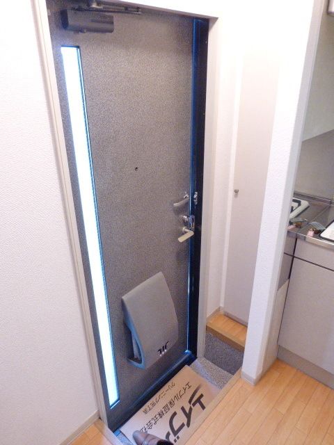 玄関　★お問い合わせはタウンハウジングまで★