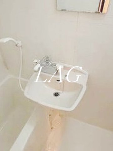 洗面設備　洗面台です。