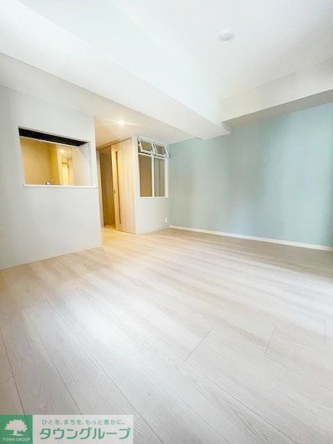 居室・リビング　玄関