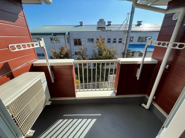 バルコニー　※間取り反転の場合あり。間取り・内観に関しては現況優先。