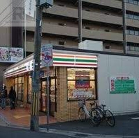 コンビニ　セブンイレブン吹田岸部南1丁目店（コンビニ）まで240m