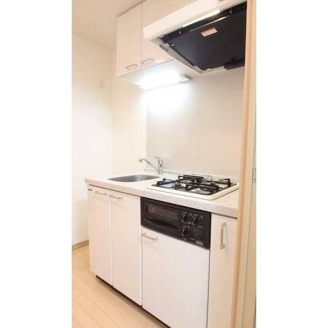 キッチン　システムキッチン。