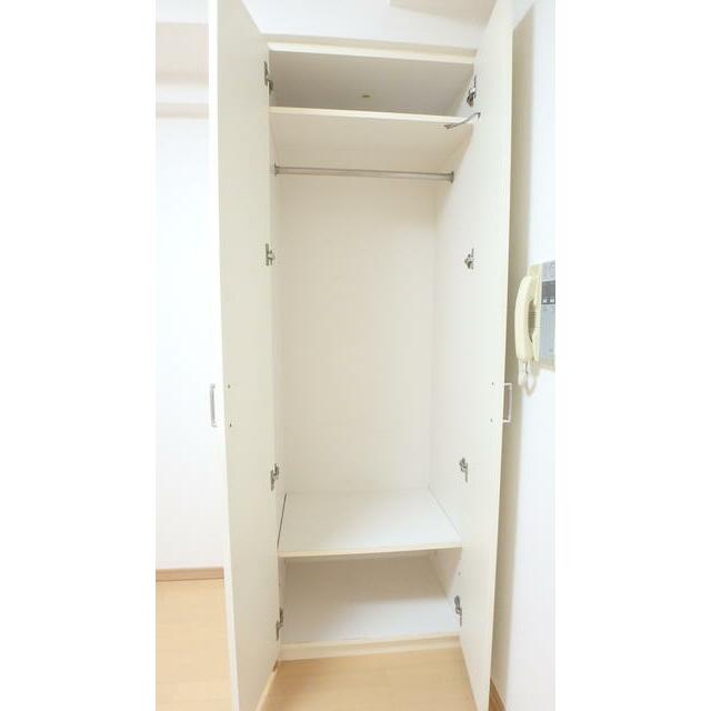 収納　クローゼット完備。