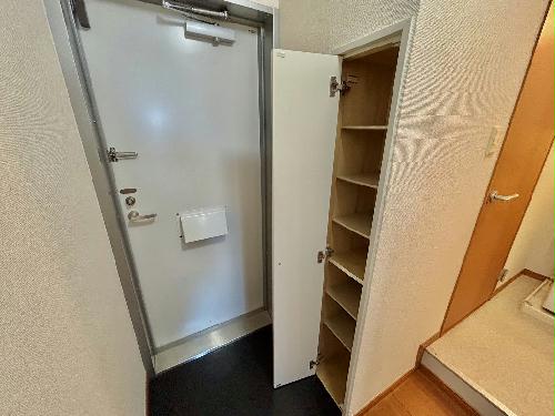 収納　設備・仕様は号室により異なる為、現況を優先いたします。