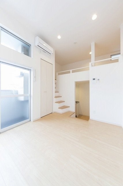 居室・リビング　別号室イメージ