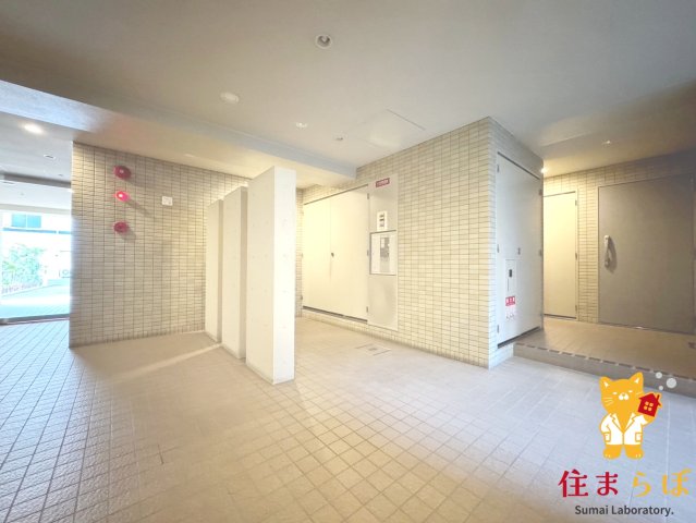 エントランス　共用部の印象も大切に