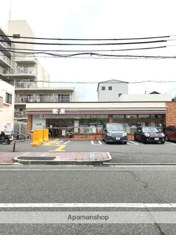 コンビニ　セブンイレブン（コンビニ）まで732m