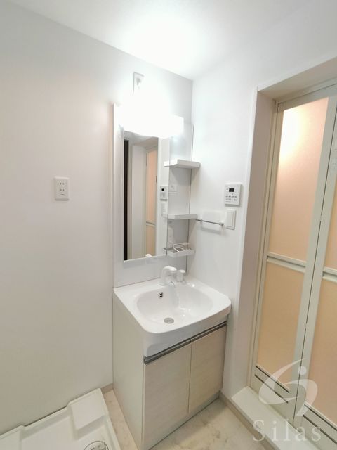 洗面設備　同仕様