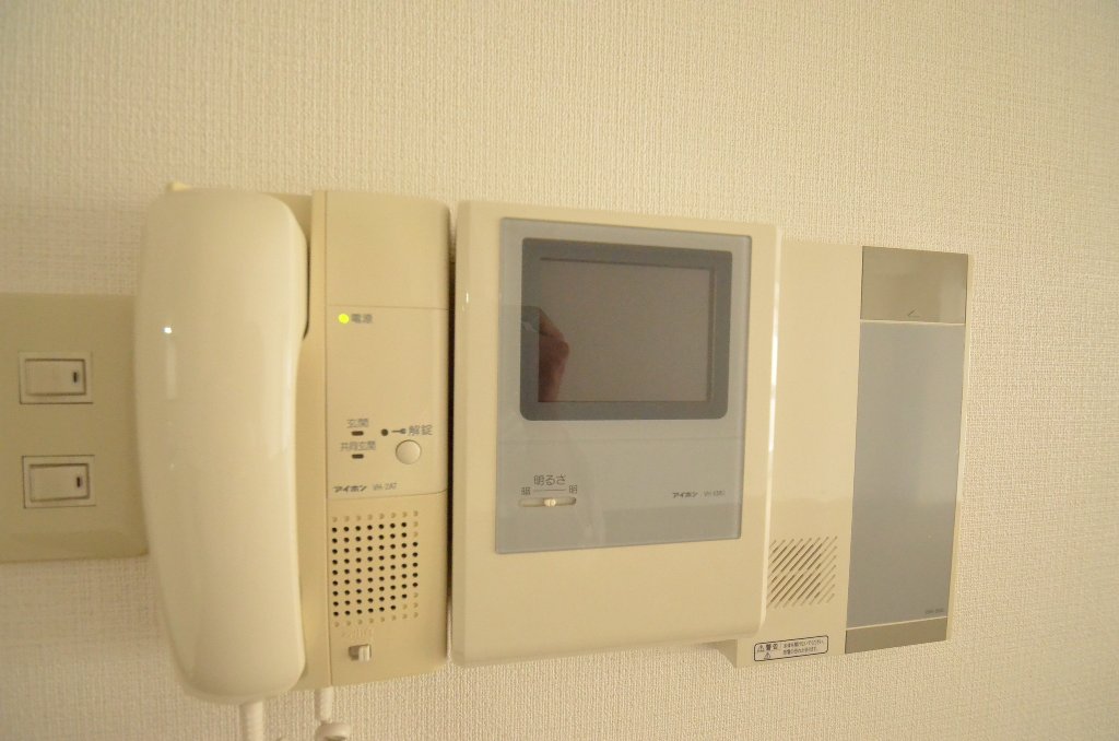 セキュリティ　カメラ付インターホン