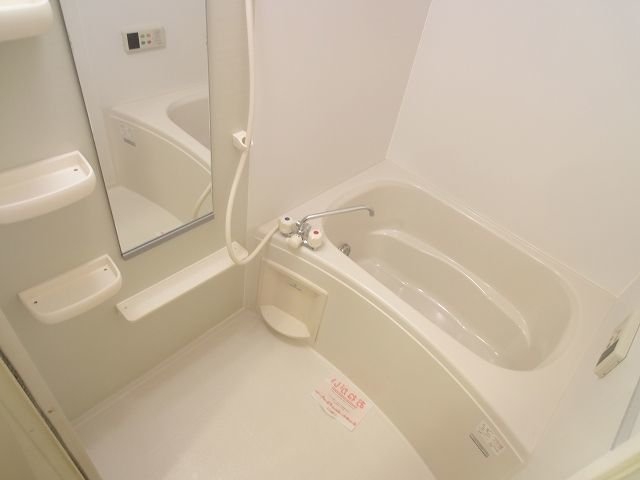 バス・シャワールーム　きれいなお風呂です